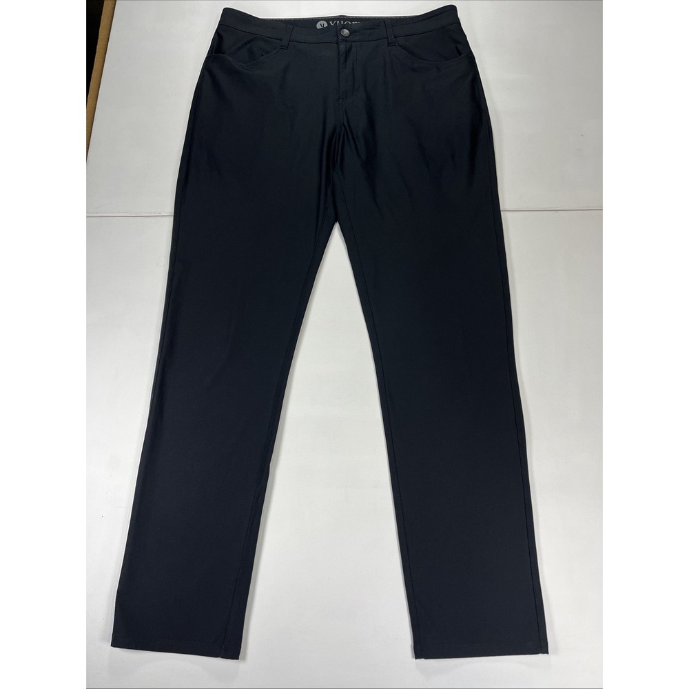 Vuori Meta Pants Mens 34x32 Black Performance Stretch Taper Pockets V430 EUC